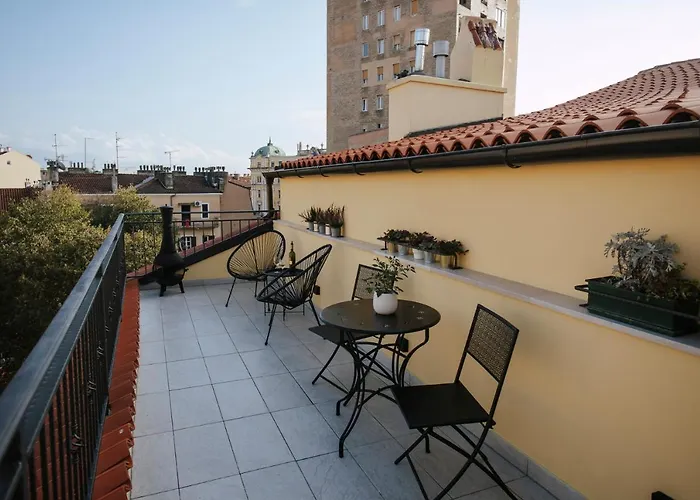 Διαμέρισμα Unique Center Gran Fenice With Free Garage Parking And Roof Terrace In One Of The *